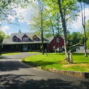 Snowflake Manor Oakfield